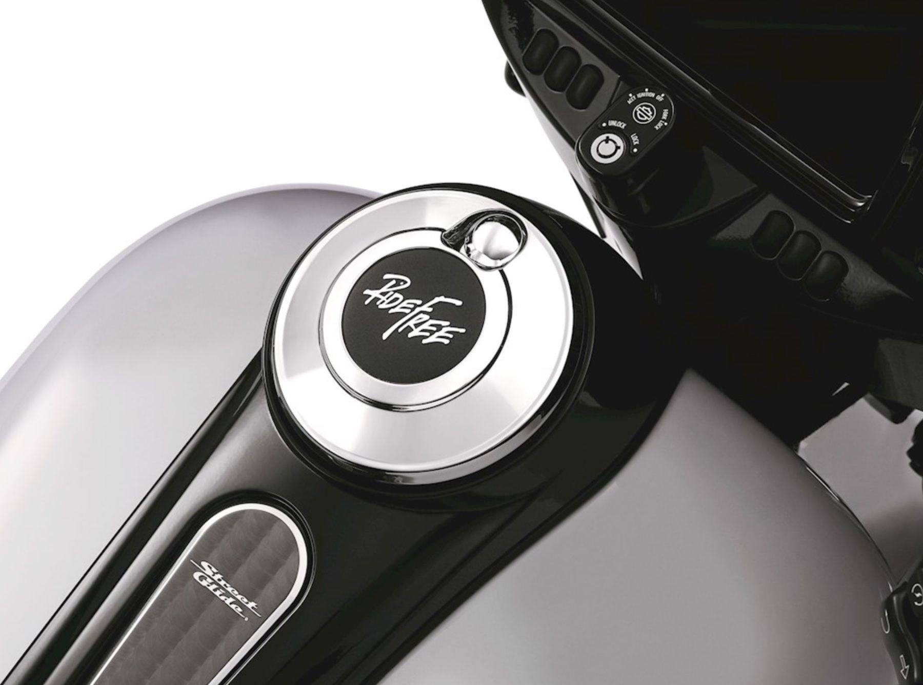 Harley-Davidson Tutti i ricambio per moto: 70900843 Harley-Davidson Tankkonsole – Nuovo e nell'imballaggio originale da Ostermundigen venduto da jas_9j7d