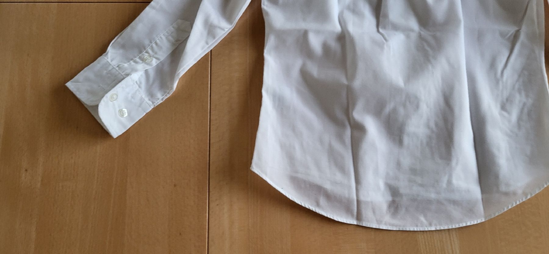 Camicie, T-shirt & Polo: Hemd Gr. 8 ( 122/128 ) – Usato da Dürrenäsch venduto da DanaW01 6