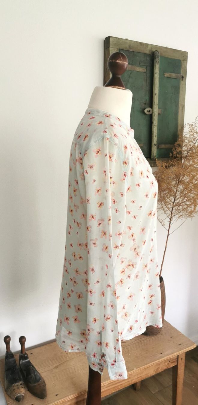 Emily van den Bergh Camicette: Emily van den Bergh zarte Bluse Gr. 40/42 – Usato da gachnang venduto da tibus1 2