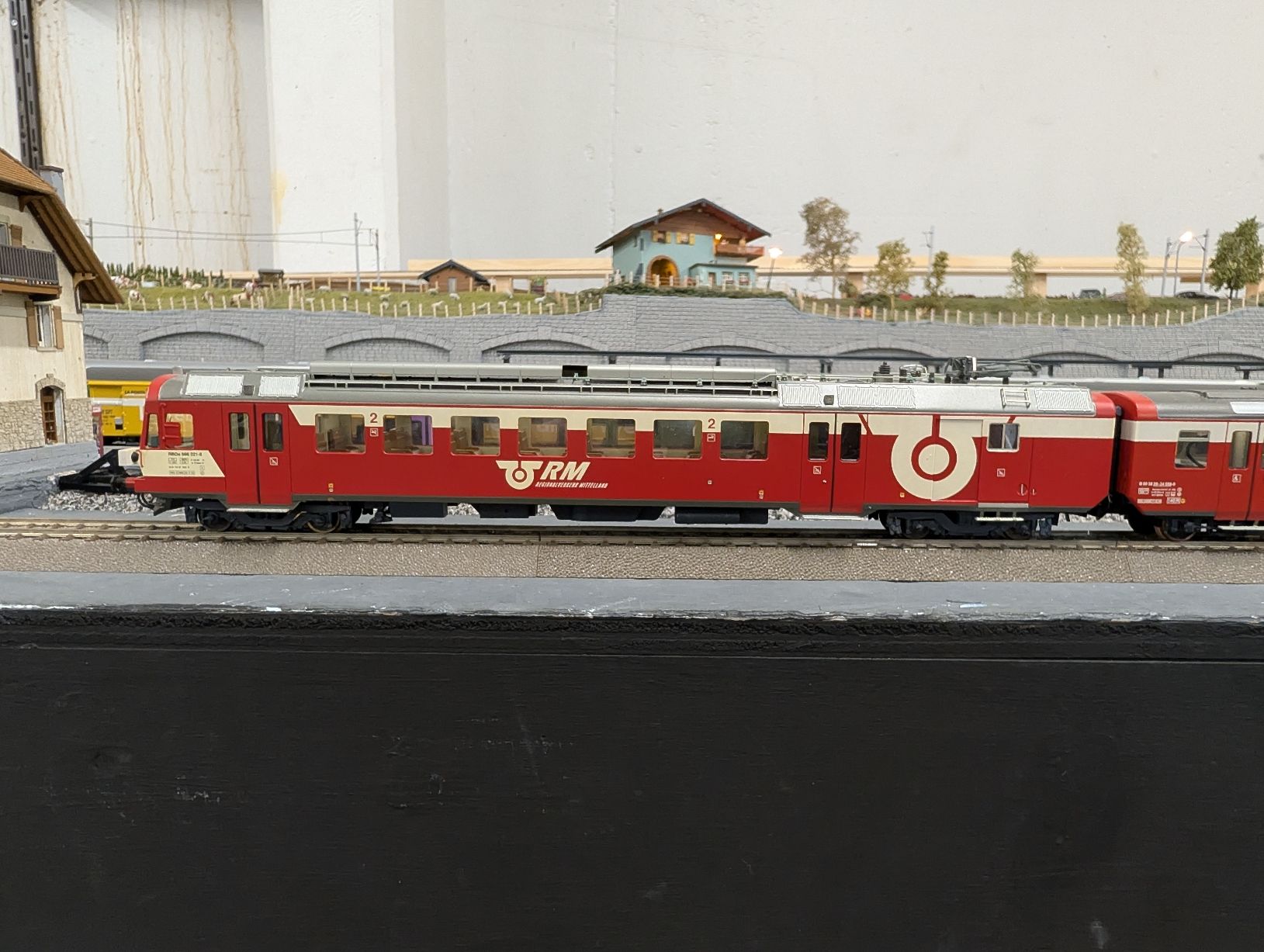 EMB Modellini di ferrovie: EMB RBDe 566 RM DC Digital 3 teilig – Usato da Nods venduto da Dr-HAG 7