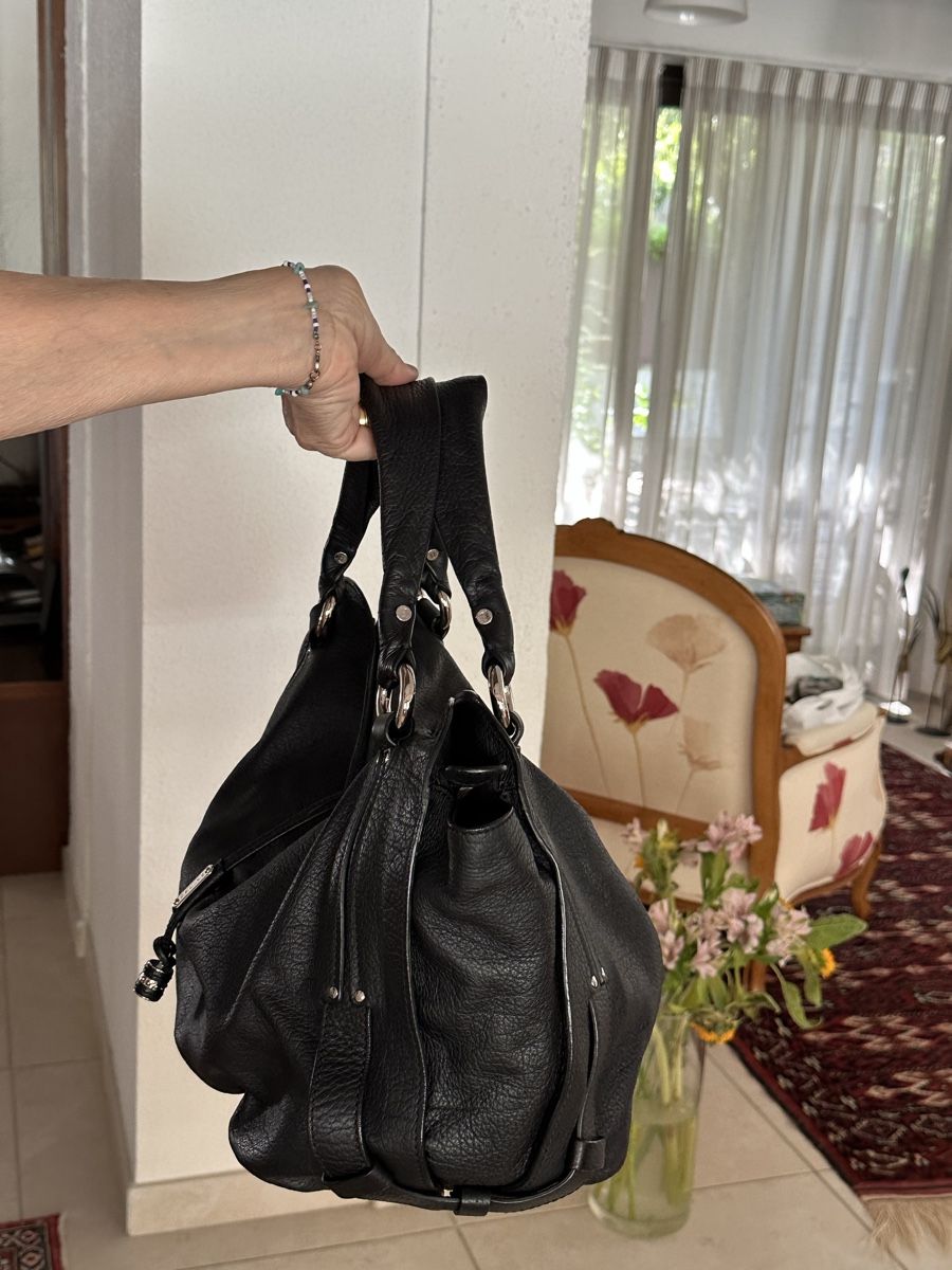 Celine Sacs femmes: Celine Handtasche Schwarz Leder – D'occasion à Rueschlikon par Lola213 9