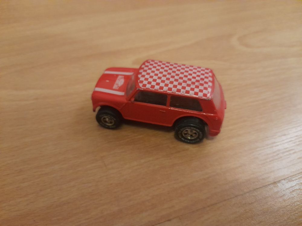 Miniature Darda GS 380 – New Mini Cooper S BMW – Circuit Retrofriction – Bleue