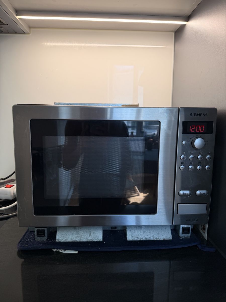 Siemens Küchengeräte: Siemens Microwave – Gebraucht aus Zürich von mar_h7x7