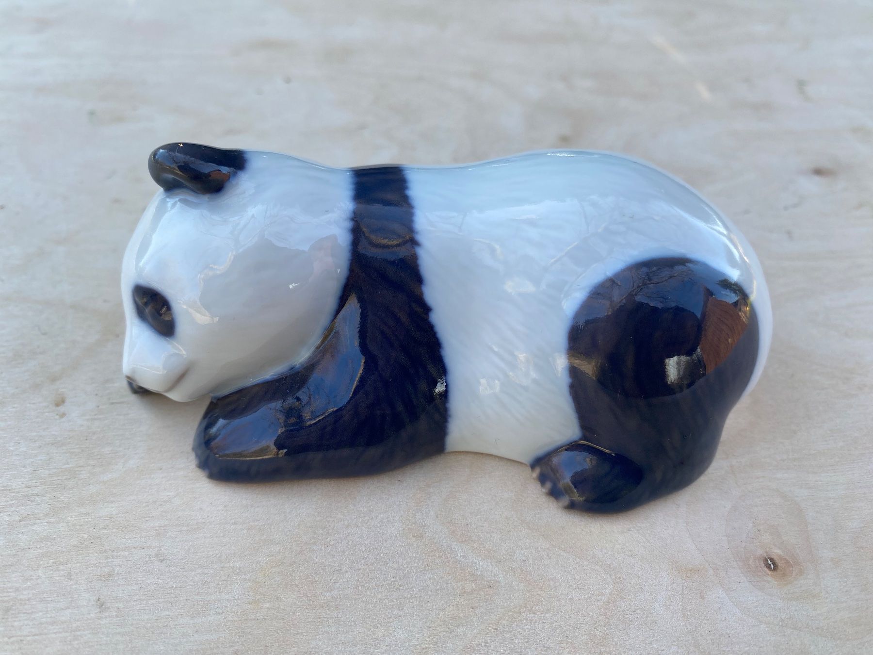Royal Copenhagen Figuren: schöner Royal Copenhagen Panda – Gebraucht aus Feldbach von Olive1 1