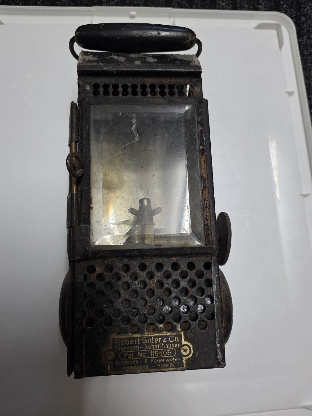Lampade: Antike Petroleum Lampe "Robert Suter & Co", – Usato da Dorf venduto da Echo_Elements