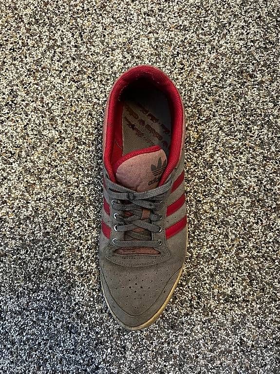 Scarpe da donna: Adidas Sammlerstück Gr. 40.5 – Usato da Thun venduto da I-E-90