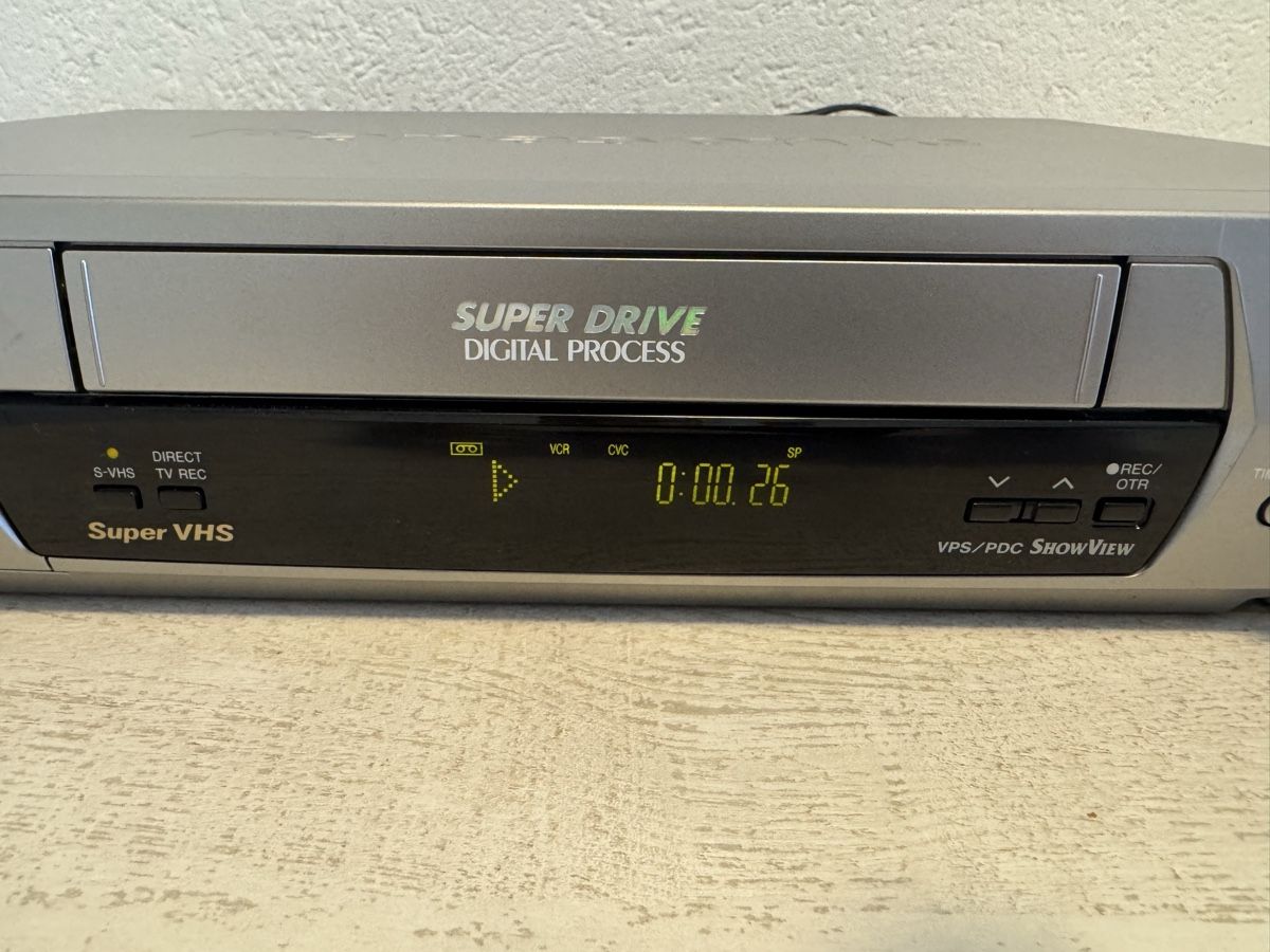 Panasonic Enregistreurs: Panasonic nv-hs850 super vhs recorder – D'occasion à Zunzgen par milesdavis76 2