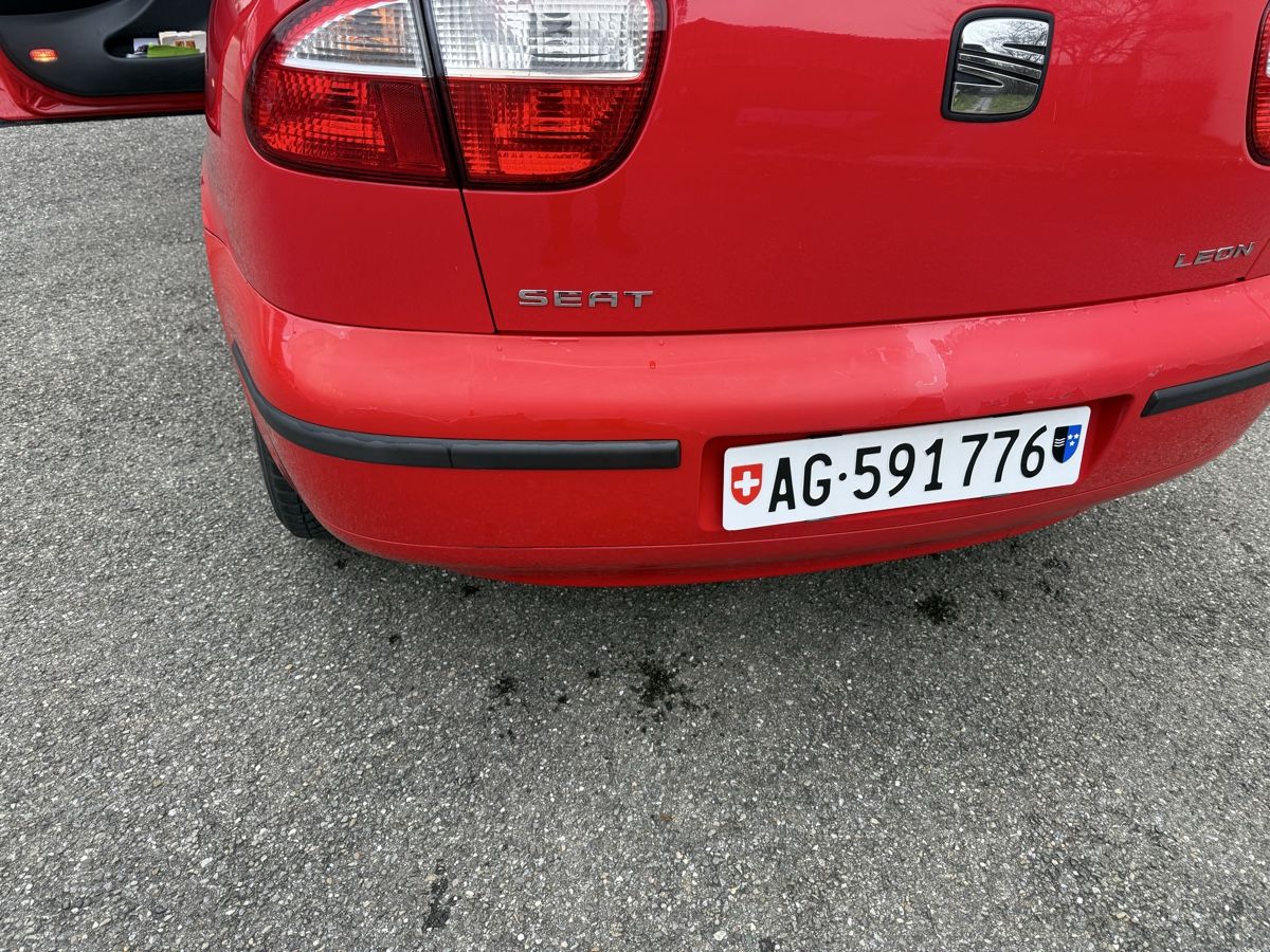 Seat Automobili: Seat Leon 1.6 – Usato da Bad Zurzach venduto da autodeal12 8