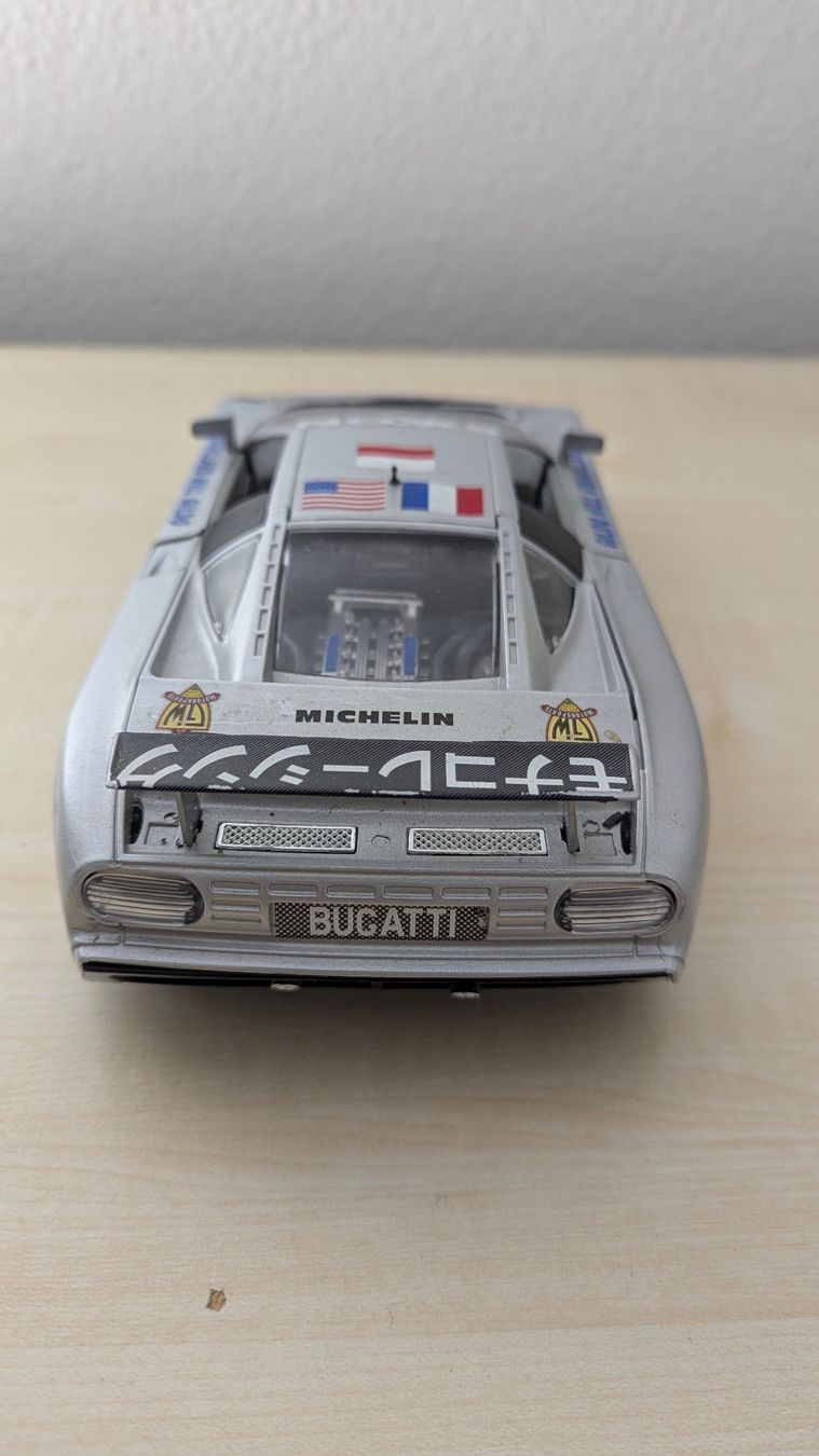 Bugatti Modellautos: Bugatti  Modellauto Silber – Gebraucht aus oftringen von Steinbruch 1