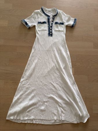 Elegantes Strick-Maxikleid Weiss/Blau Gr. M – 