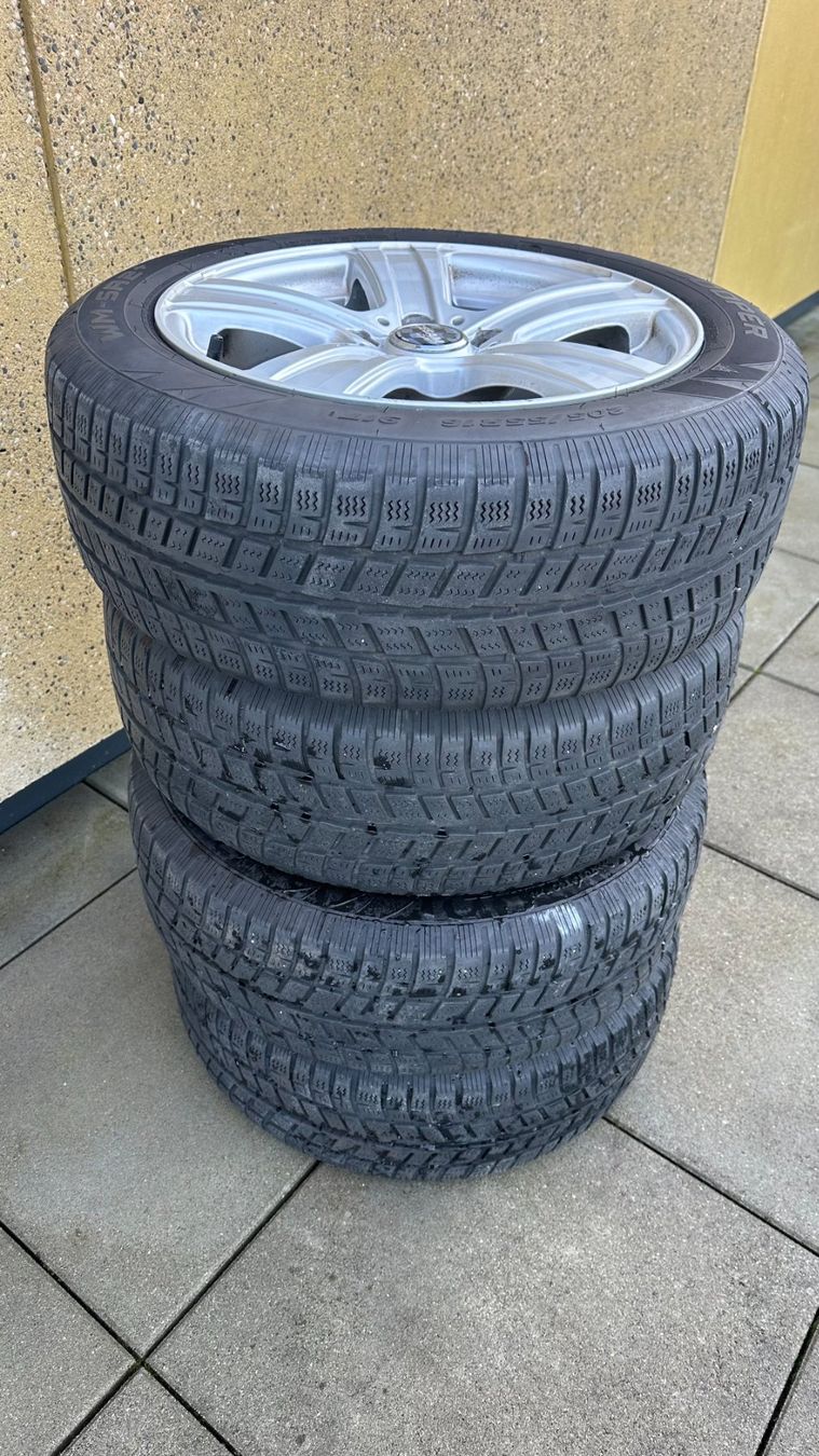 Pneus & Roues: Roues complètes 205/55R16 – D'occasion à Orbe par el.diogito 1