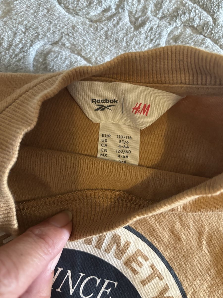 H&M Camicie, T-shirt & Polo: Tshirt Reebok von H&M – Usato da Itingen venduto da jessi811 1