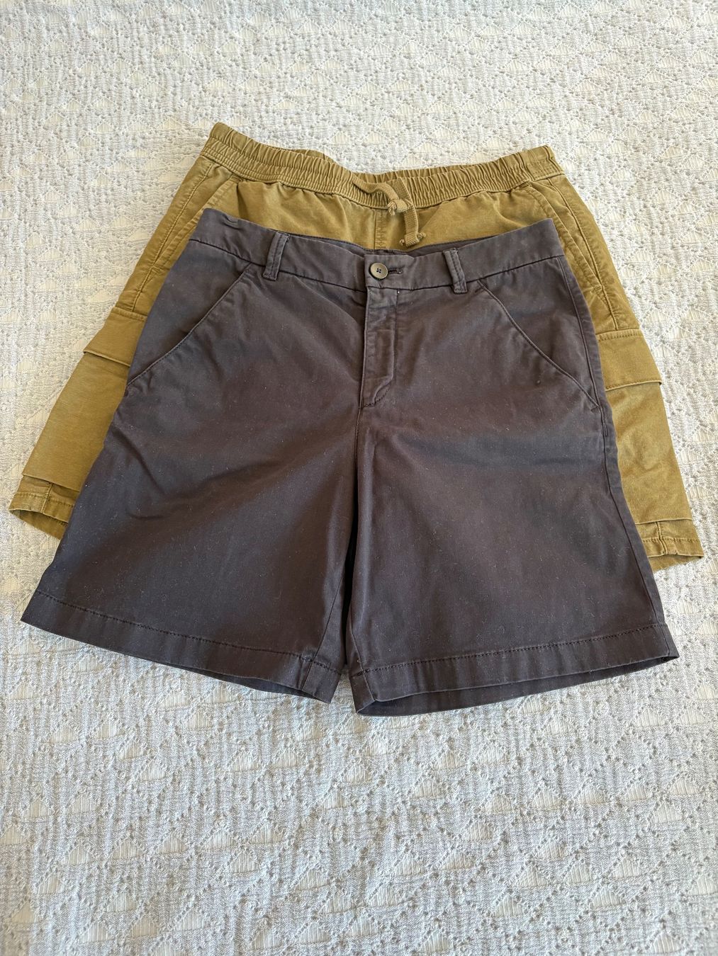Hosen: Shorts Boss & Levis – Gebraucht aus Regensberg von imer
