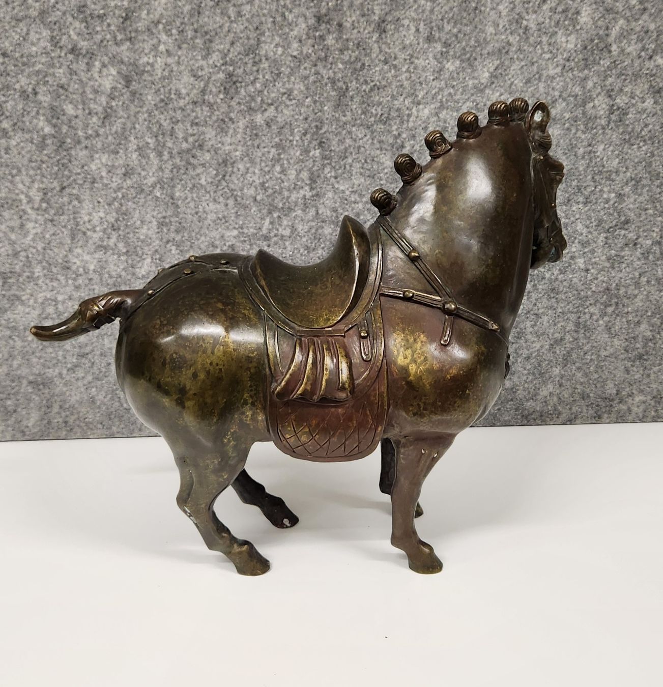 Statuette: Chinesisches Ming Pferd 6/6 – Usato da Wollerau venduto da CH8832 3