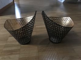2 Teelicht Gefässe Metall