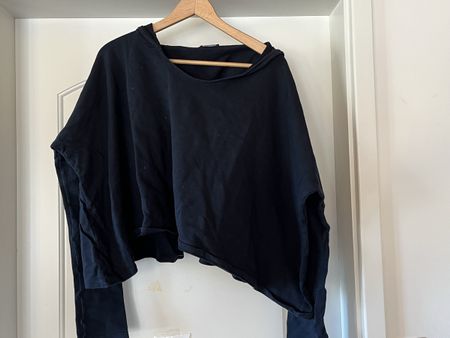 Edue Kapuzenpullover Crop Gr. M Dunkelblau