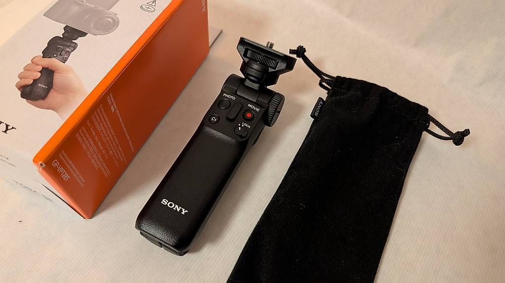 Altro in Decorazioni & Accessori: Sony GP-VPT2BT  Bluetooth Shooting Grip mit Stativfunktion – Nuovo (secondo la descrizione) da Luzern venduto da Findolfin 1
