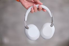 Sony 1000X the Collexion white