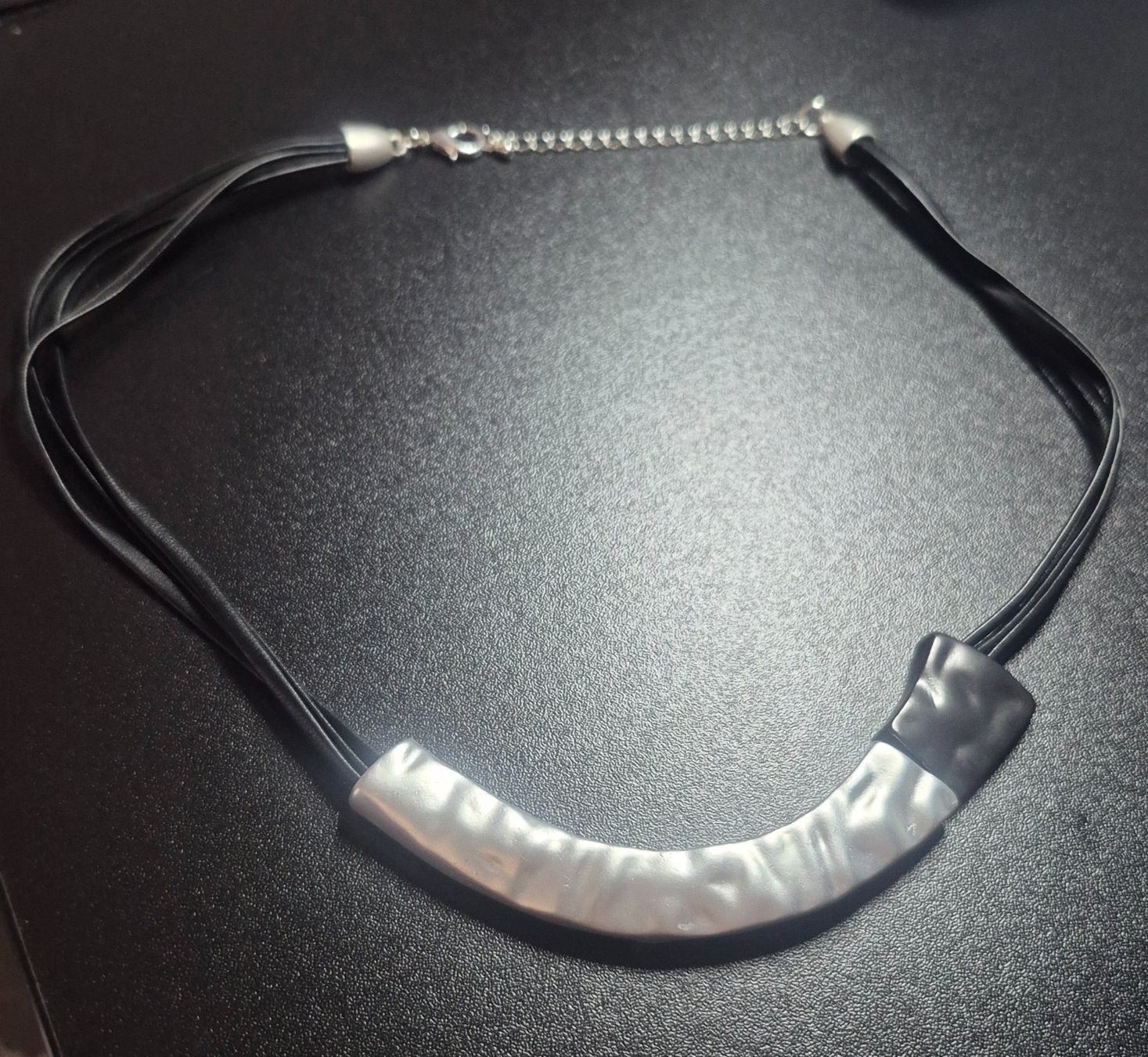 Colliers: Collana effetto martellato – Neuf (Voir description) à Giubiasco par Stefaniav 6