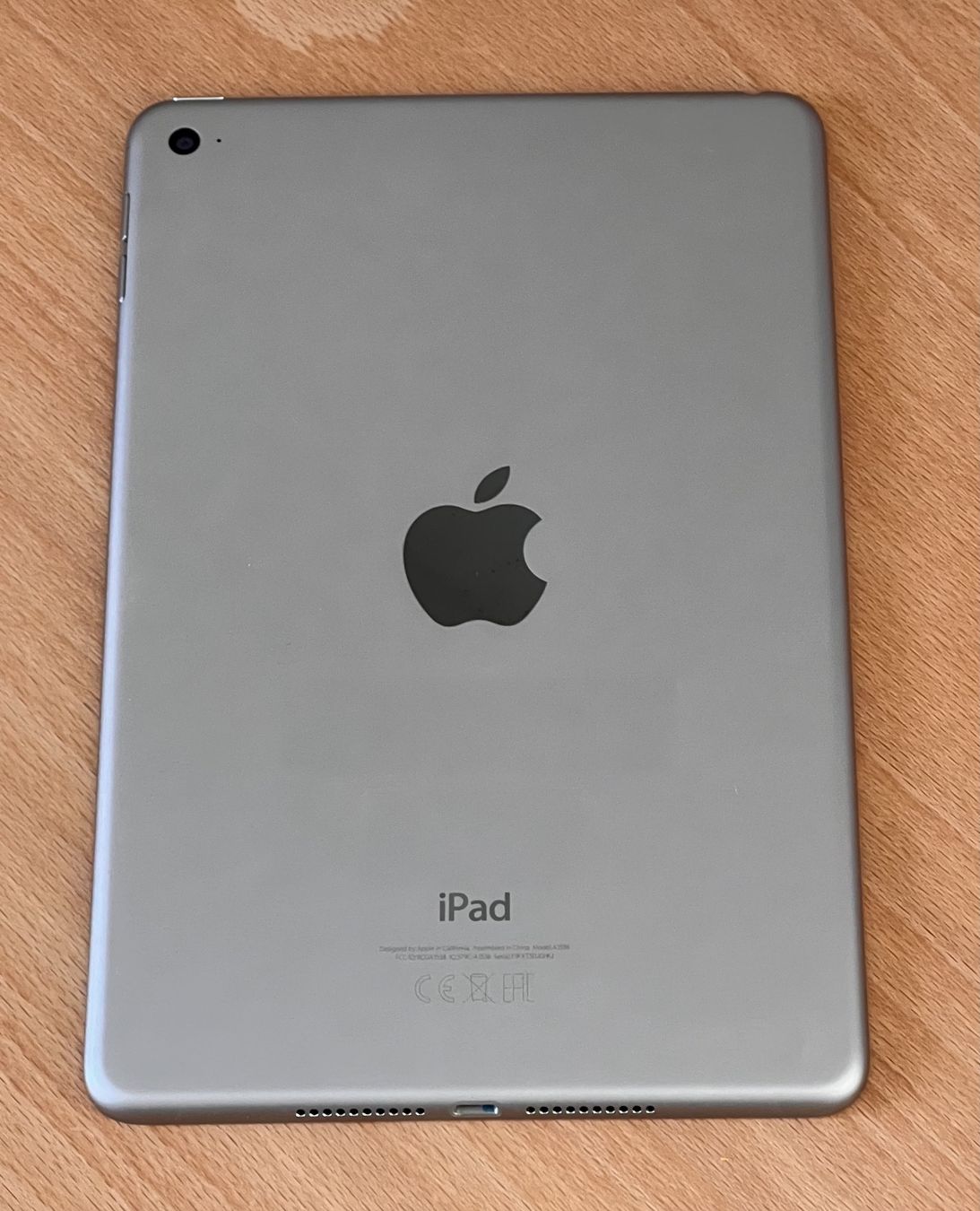 Apple Tablet PC: iPad mini 4 128GB - Super Zustand – Gebraucht aus Triengen von mappa 2