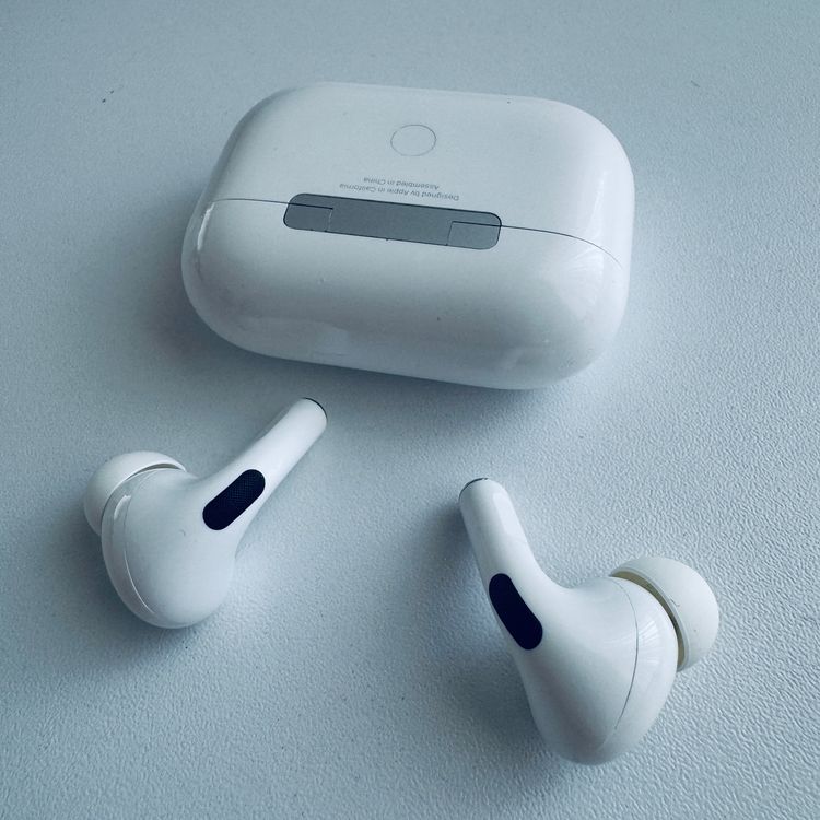 Apple Kopfhörer: Original Apple AirPods Pro 1 Gen. MagSafe Lightning C Kabel – Gebraucht aus Basel von MY.AIRPODS.SHOP 7