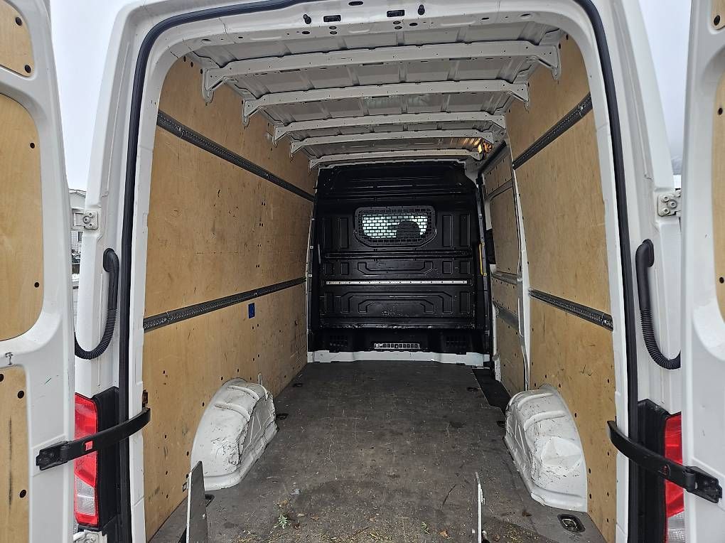 Veicoli commerciali: Vw crafter 35 bmt  – Usato da Biasca venduto da autolowcost 4