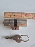 Sicherheits-Rundzylinder 22mm / Cilindro di sicurezza