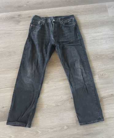 Weekday Space Jeans schwarz – Grösse 33 / 32