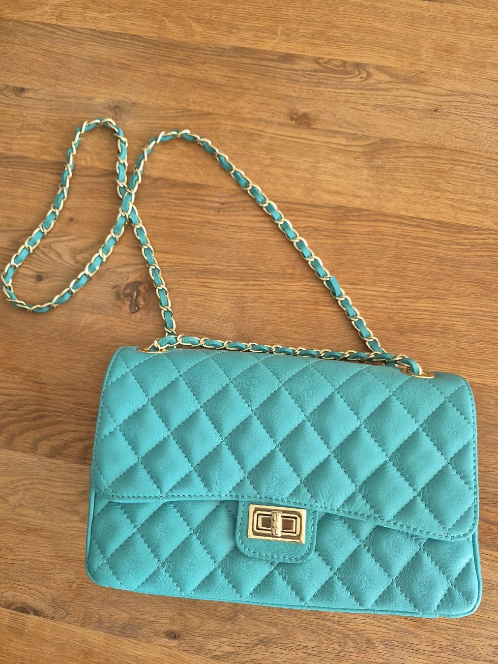 Borse da donna: Türkisblaue Handtasche in Leder – Nuovo (secondo la descrizione) da Thun venduto da Reb80 7