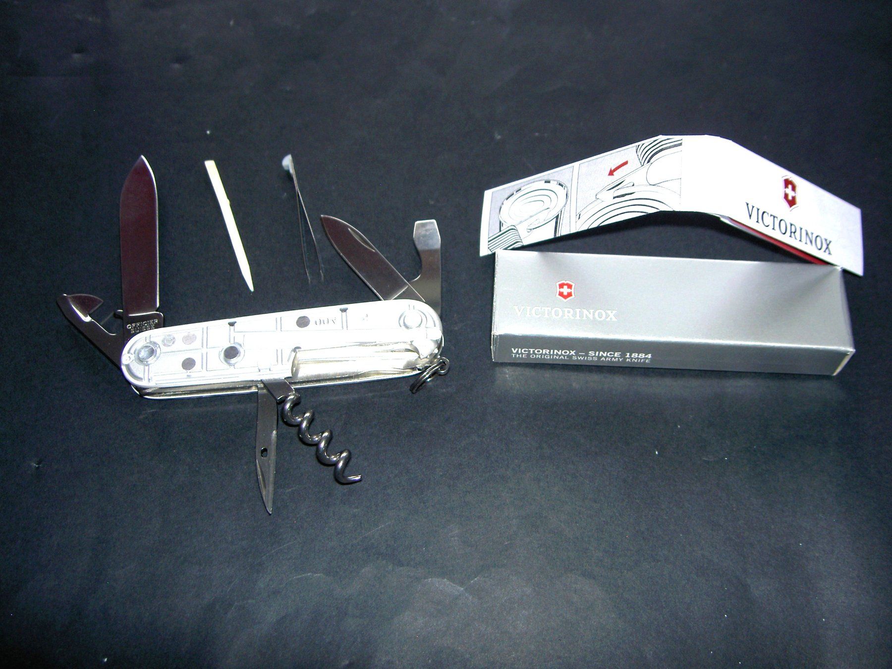 Victorinox Coltelli tascabile: VICTORINOX "SILBER TECH" NEU mit Box und Begleitpapier – Nuovo e nell'imballaggio originale da Schafisheim venduto da reno007 1