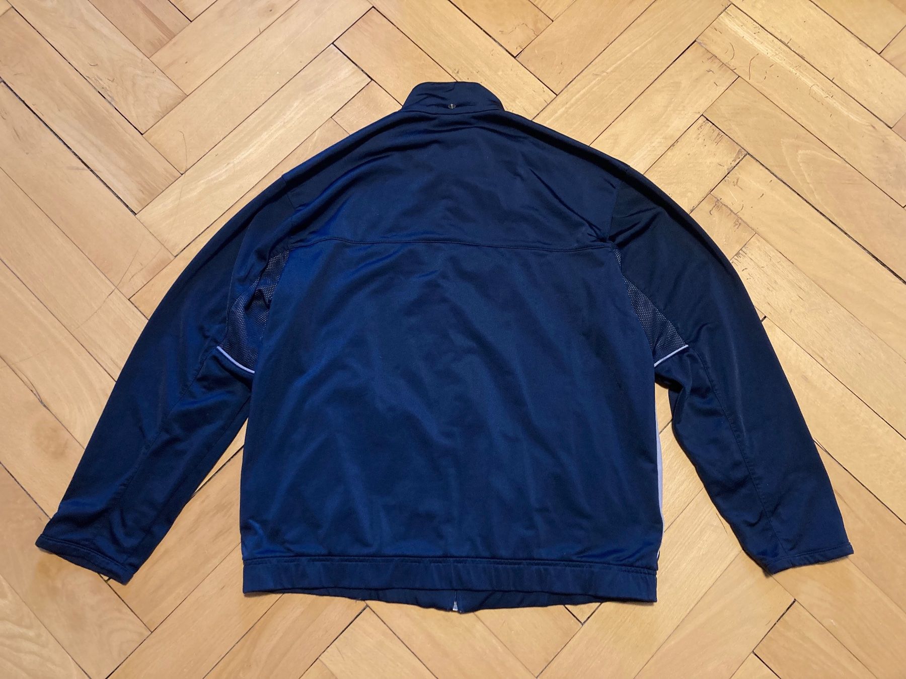 Nike Giacche: Vintage Y2K Nike Jacket Sz L – Usato da Zürich venduto da le_souk 1