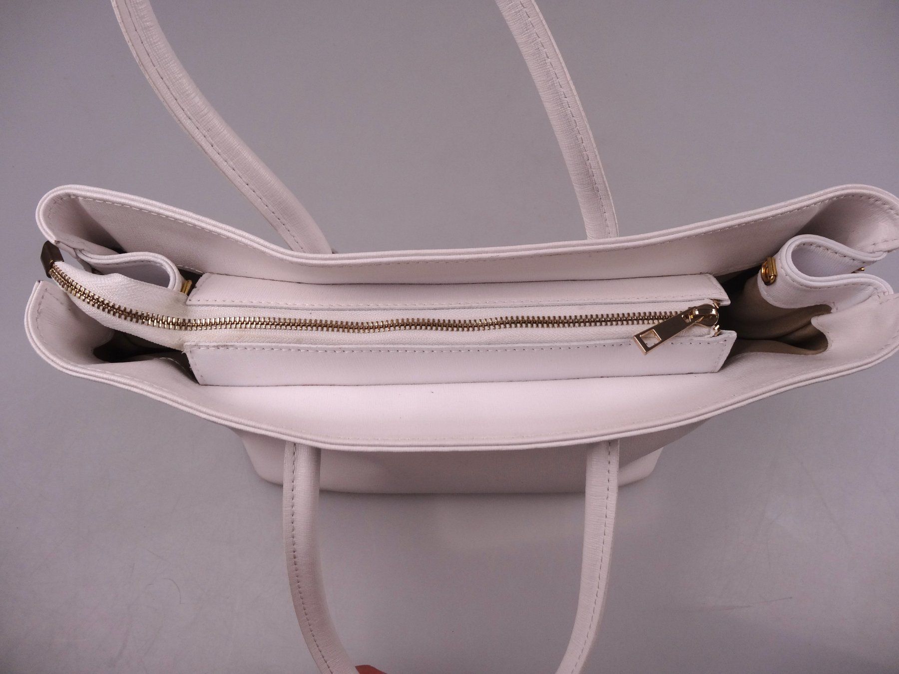Borse da donna: Weisse Leder Handtasche Shopper – Usato da Volketswil venduto da brockipfannenstil 4
