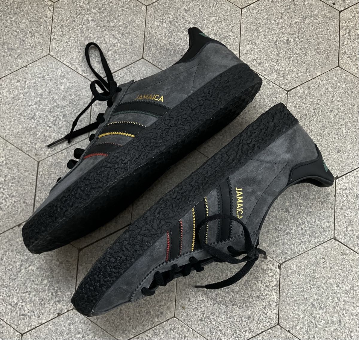 Adidas Scarpe da uomo: Adidas Jamaica Sneaker, 38 – Nuovo (secondo la descrizione) da Buchs AG venduto da Allerleis 1