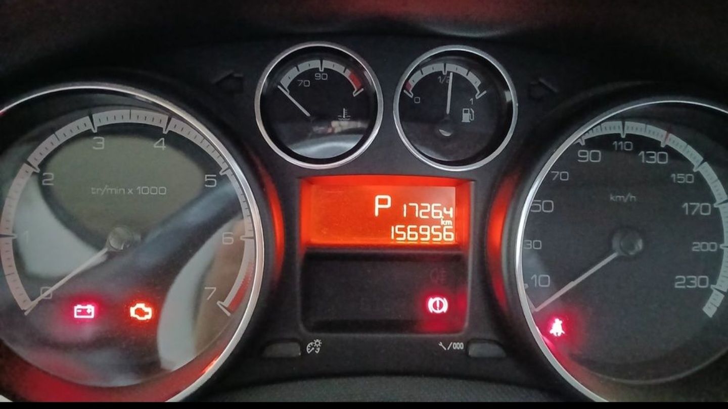 Peugeot Automobili: Peugeot 308 1.6 Automat – Difettoso da Zürich venduto da zh_tech 2