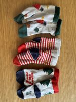 Neuwertig! 3 Paar Babysocken Liewood Weihnachtsmotive