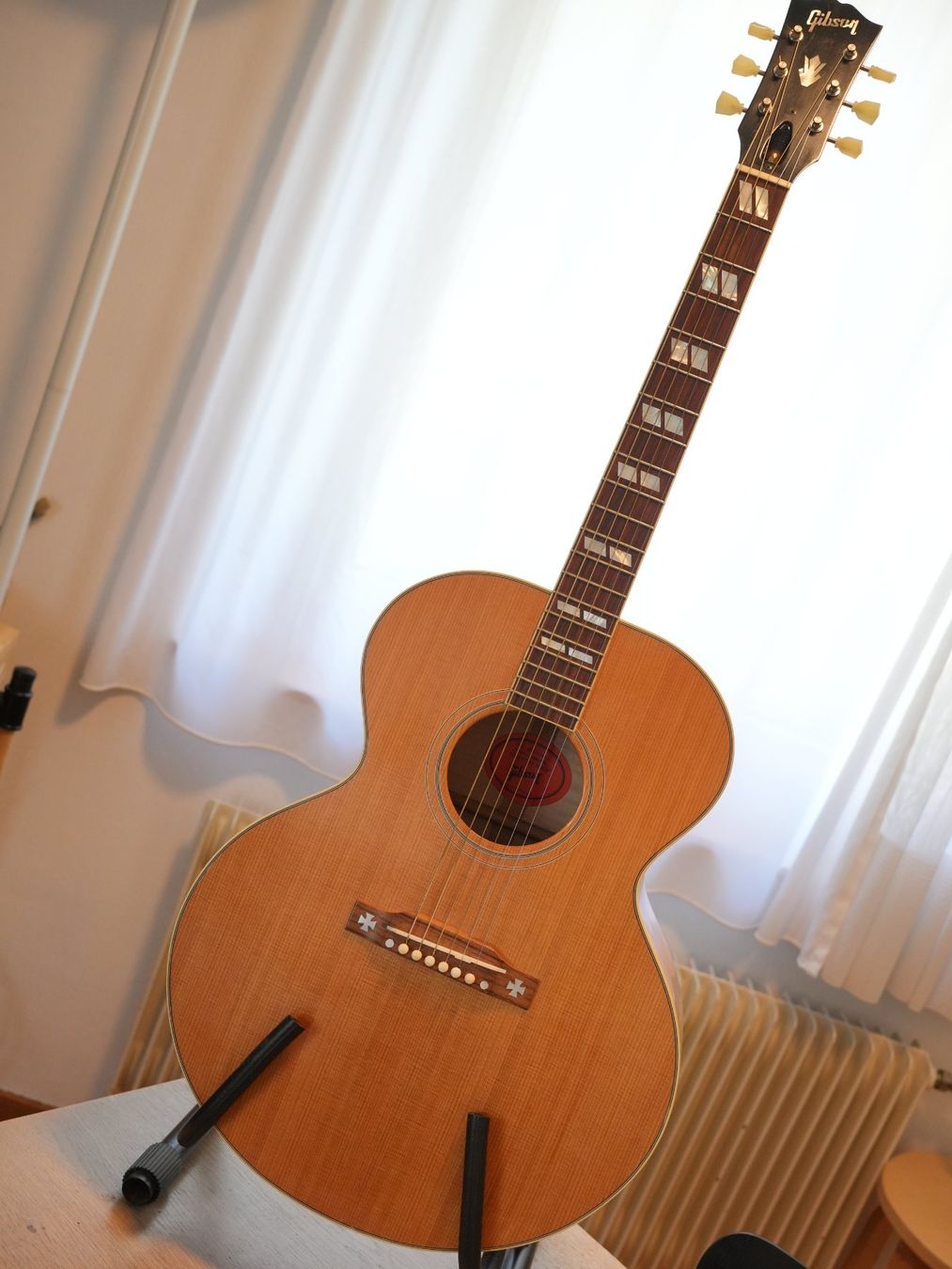 Gibson Strumenti musicali: Gibson 1952 J-185 – Usato da Biel/Bienne venduto da smartinisi