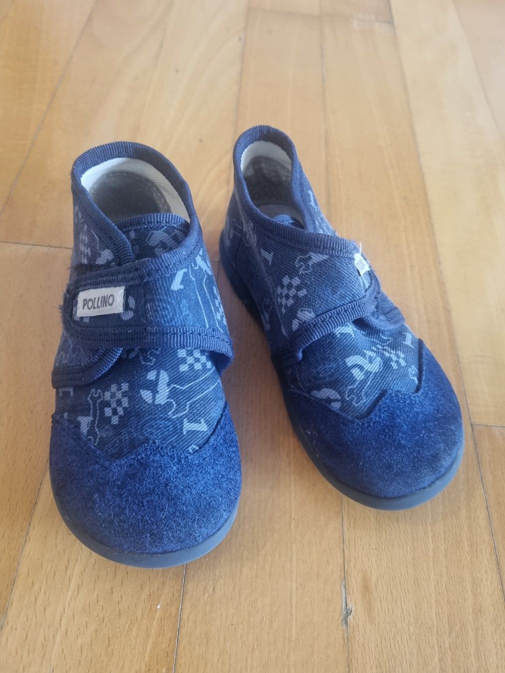 Scarpe per ragazzi: Pollino Hausschuhe Gr 23 Baumwolle, Leder – Usato da Bäch SZ venduto da cri_87ts