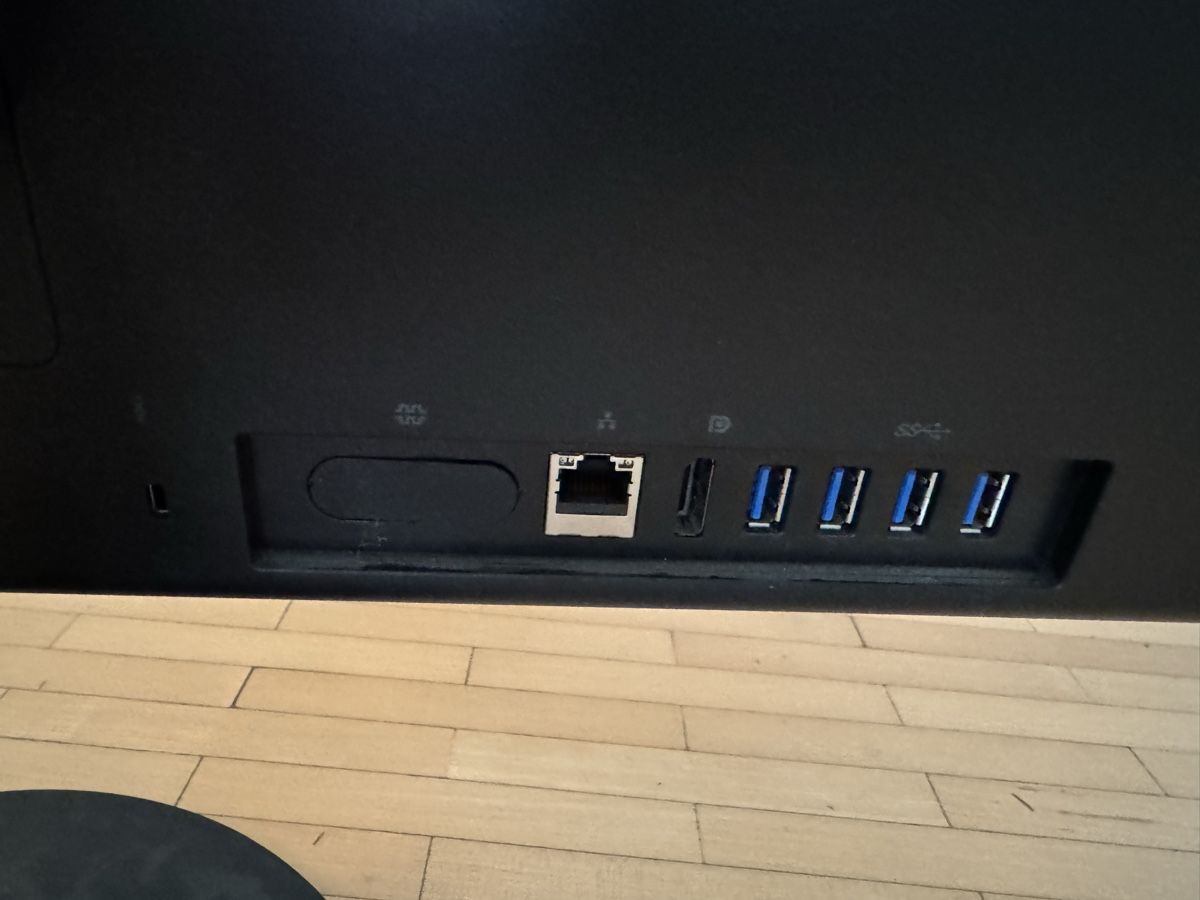 Lenovo PCs: Lenovo ThinkCentre  All-in-One PC  – Gebraucht aus Adliswil von Busys 4