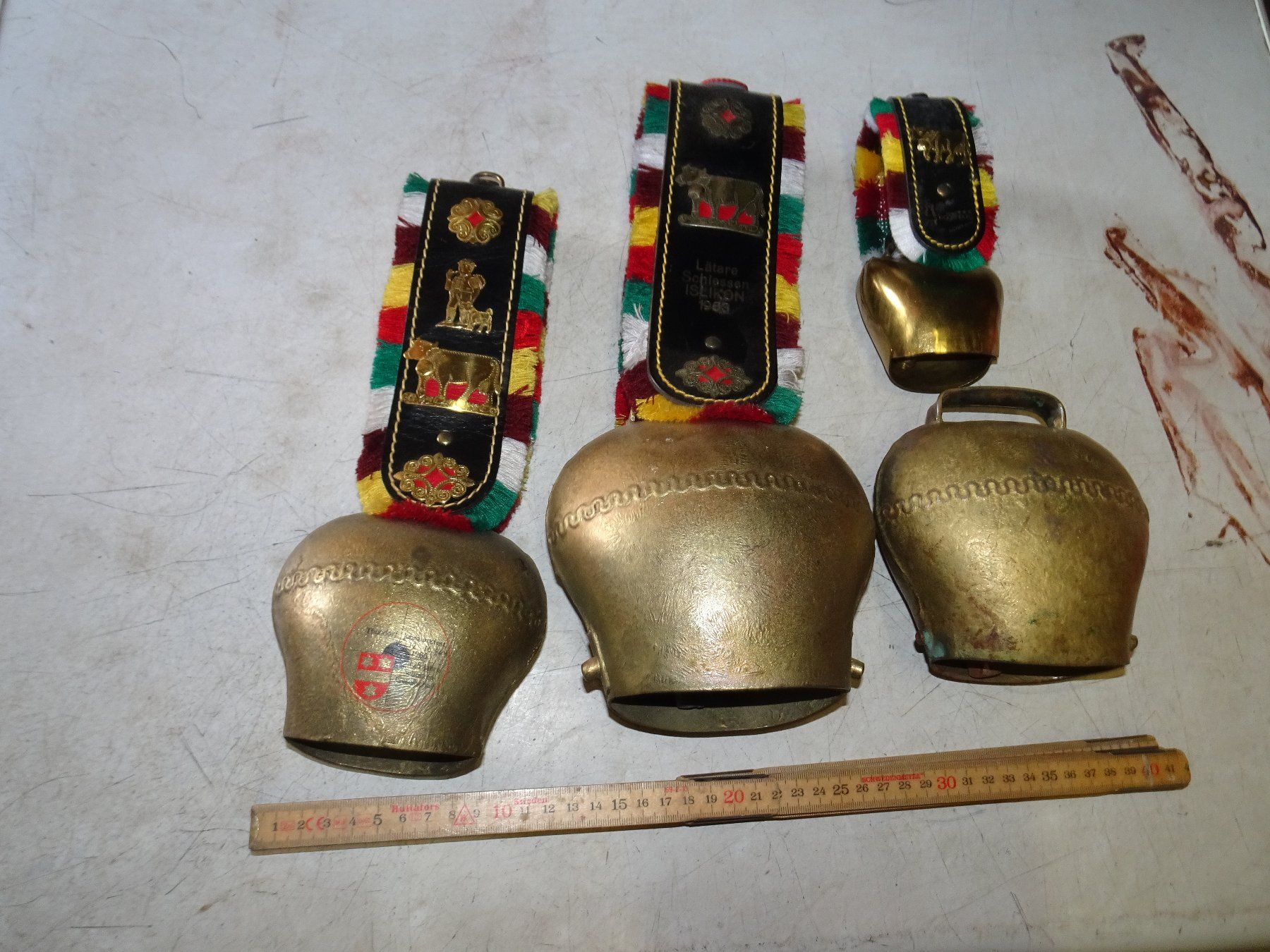 Campanacci mucche: 4 Treicheln im Lot – Usato da Bichwil venduto da Silbereule9