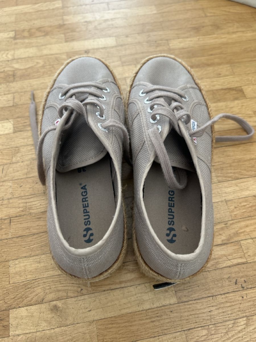 Superga Scarpe da donna: Superga Sneakers Plateau Gr. 38 – Usato da Winterthur venduto da Guizza93 4