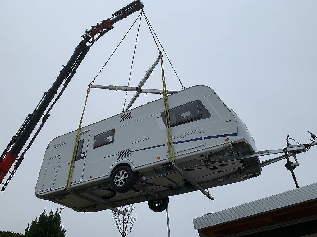 Veicoli da campeggio: Wohnwagen Transport / Entsorgung – Usato da Stettfurt venduto da wowaweg 2