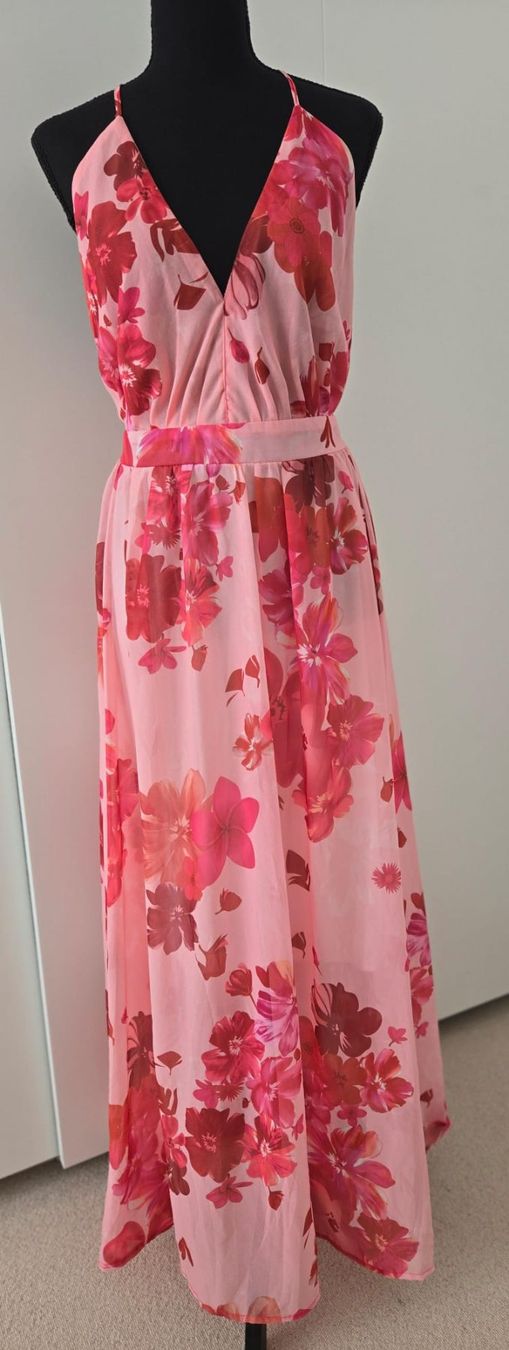 Kleider: Sommerliches Maxikleid mit Blumenmuster, Grösse M – Neu (gemäss Beschreibung) aus Rheinsulz von Gilea