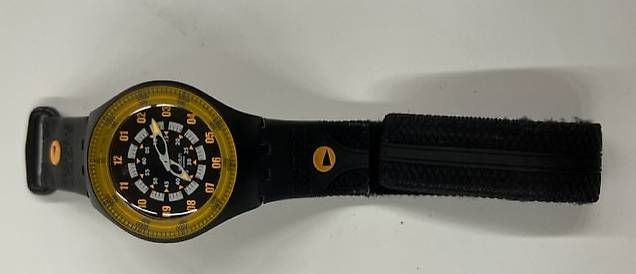 Orologi: Swatch Sammlerstück SNOWPASS – Usato da Triesenberg venduto da Malbun1958