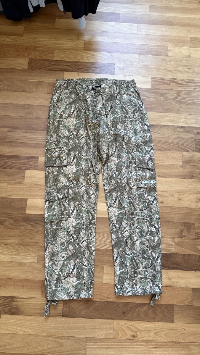Pantaloni: Vacid hose L – Usato da Horgen venduto da Aron.zh