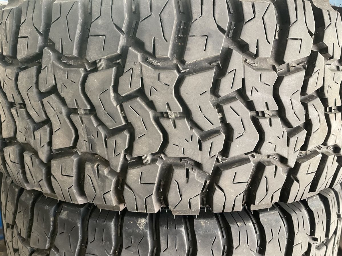 Pneumatici & Ruote complete: Offroad Reifen 265/70R16 – Nuovo (secondo la descrizione) da Heitenried venduto da Z.Alpuchalb 3