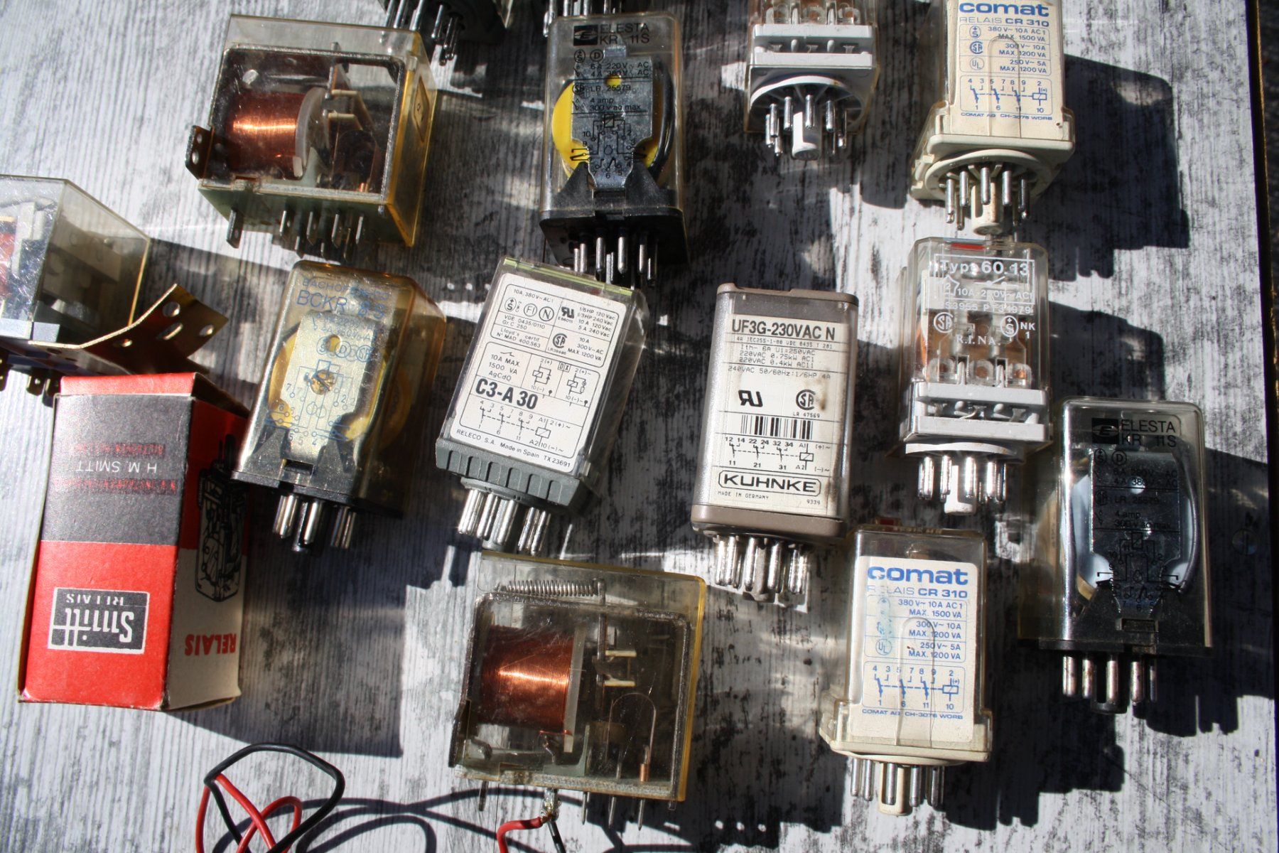 Componenti elettronici: LOT RELAIS – Difettoso da Wauwil venduto da Pneuedy 4