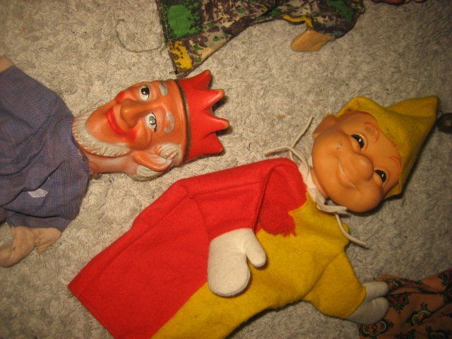 Giocattoli: 11 Kasperlifiguren / Handpuppen – Usato da Winterthur venduto da pf02 2