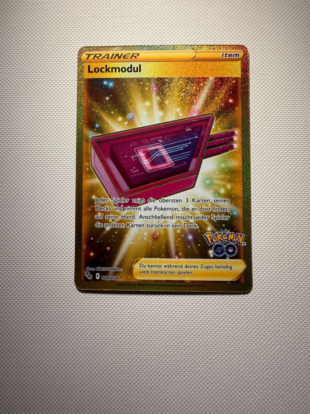 Pokémon Carte collezionabili: Lockmodul 088/078 Gold Full Art Pokemon GO DE – Usato da Kloten venduto da Pokeball_Emporium