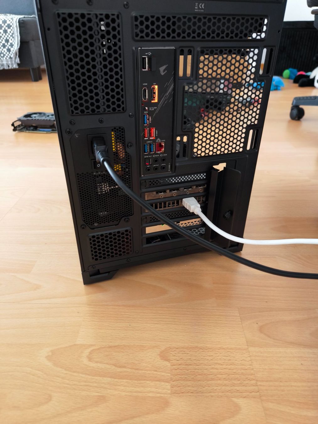 PC: PC gaming Ryzen 9 + GPU VRAM 16GB + 32GB DDR4 – Usato da Ostermundigen venduto da luc_hll8 3