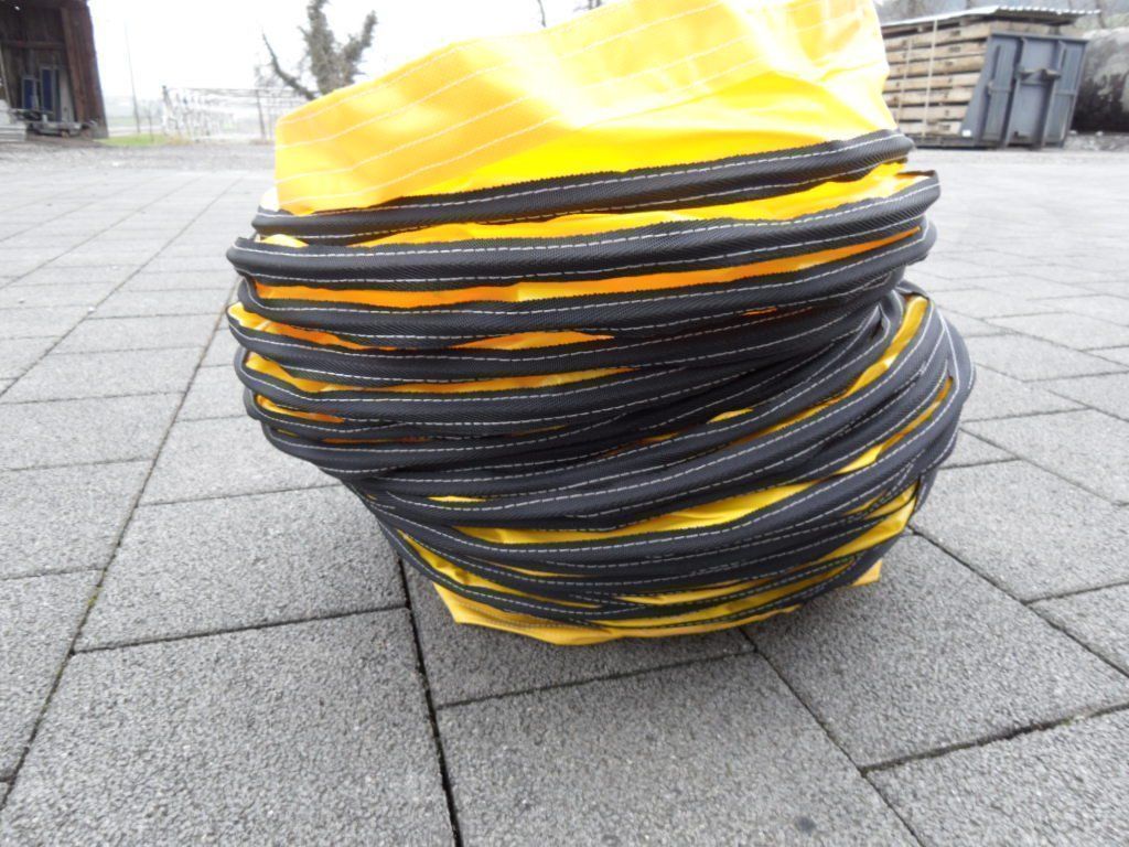 Tubi & Tubi flessibili: Warmluftschlauch 625mm Heissluftschlauch – Usato da Altwis venduto da Hoeltschi-Altwis6286 6